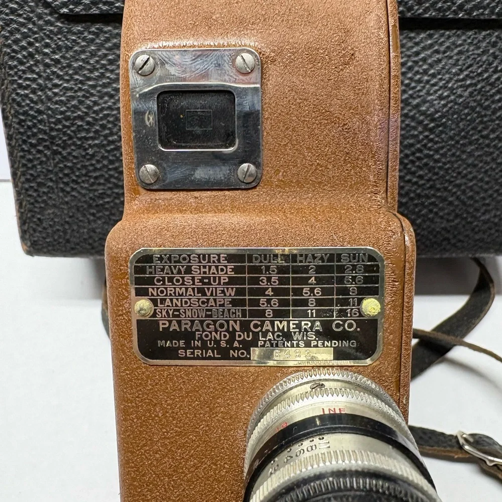 Vintage 16mm Movie Camera Paragon w/ Luxor Super Anastigmat F:1.5 focus 25mm USA